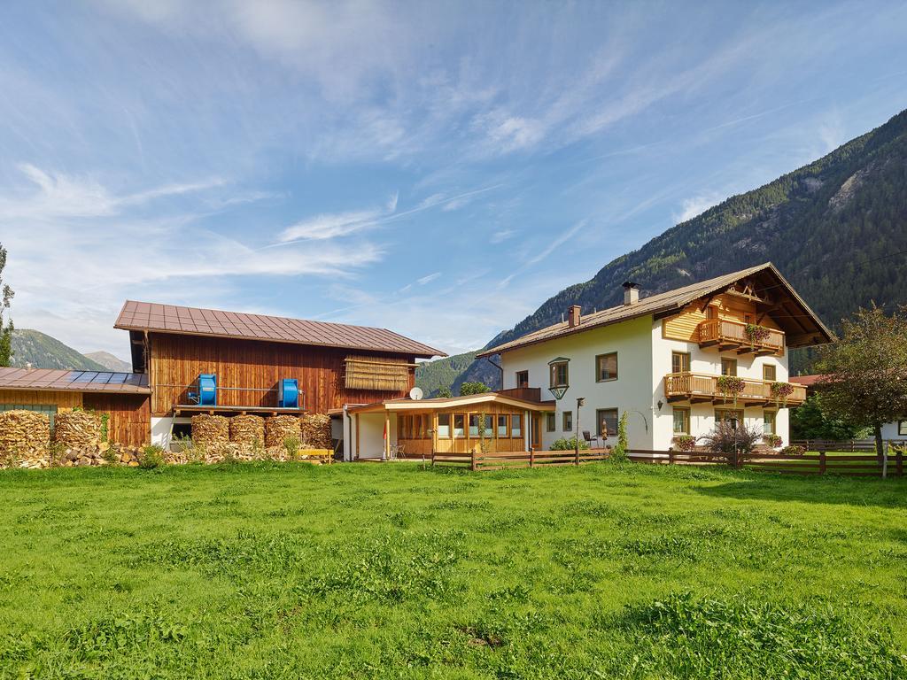 Ferienwohnung am Sonnhof Längenfeld Zimmer foto